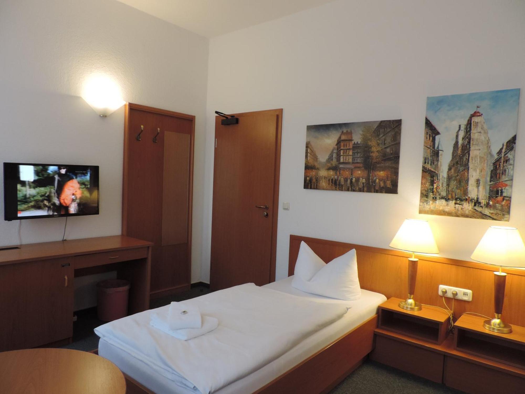 Hotel Carl Von Clausewitz Burg bei Magdeburg Room photo